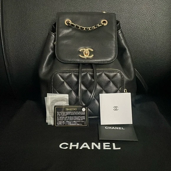 CHANEL | Bags | 29 Chanel Caviar Quilted Business Affinity  display picture 1